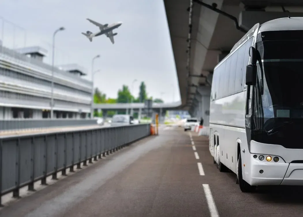 Reptéri parkoló transzfer – hogyan működik és mire számíthatsz?
